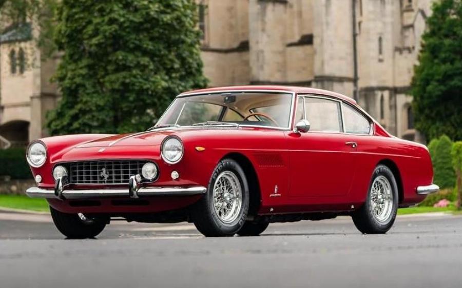 Ferrari 250 GT 2+2 Coupe 1962 года 